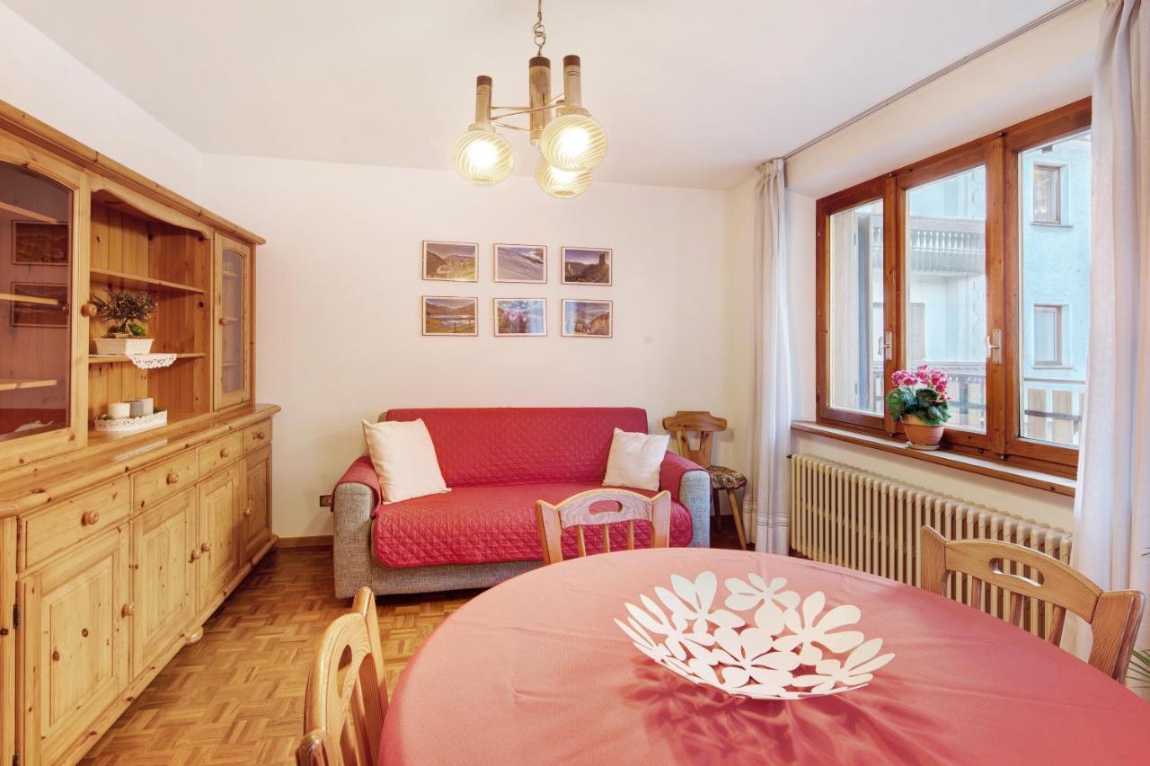 A Due Passi Valdidentro Apartment Isolaccia Bagian luar foto