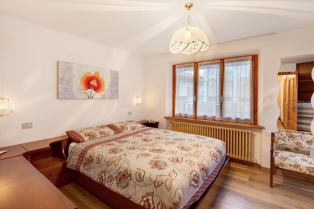 A Due Passi Valdidentro Apartment Isolaccia Bagian luar foto